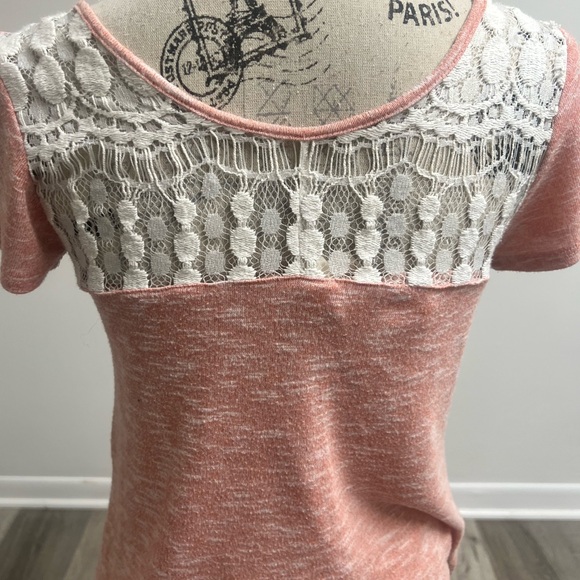 Y2k Coral Detailed Top! - Picture 4 of 14